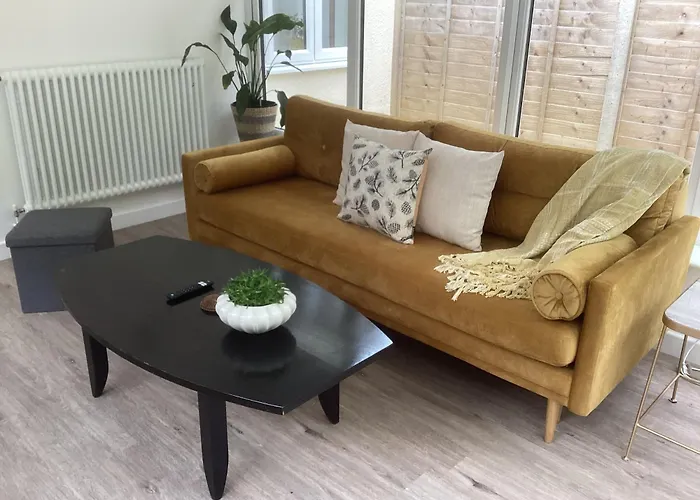 Forest Heath Holidays - The Nook
