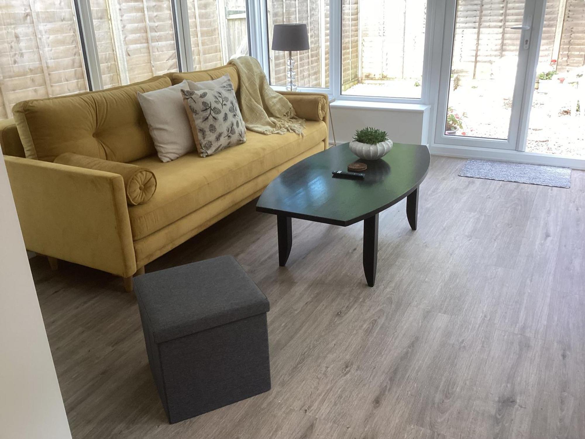 Forest Heath Holidays - The Nook Ringwood